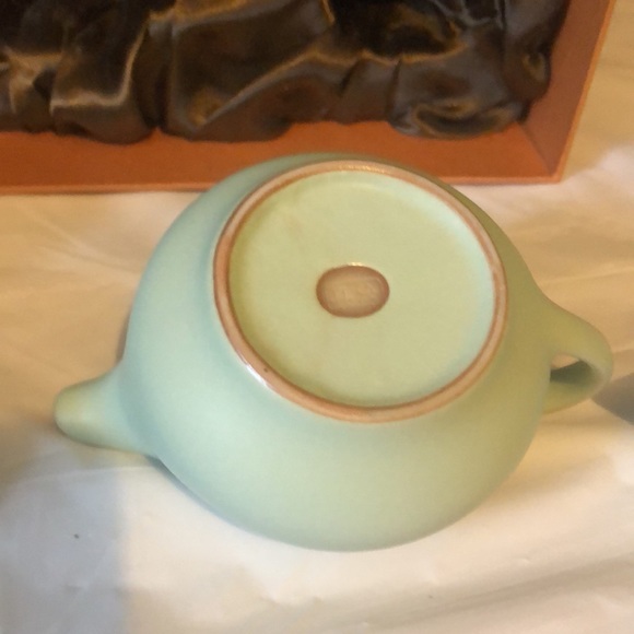 Chinese tea-set in original box; fine ceramic in gorgeous Jade green color - Picture 5 of 9